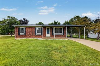 2263 McKelvey Road, Maryland Heights, MO 63043