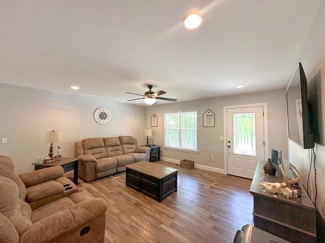2213 NE McCamish Road, Dalton, GA 30721