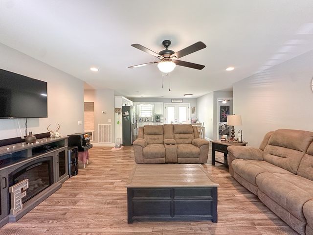 2213 NE McCamish Road, Dalton, GA 30721