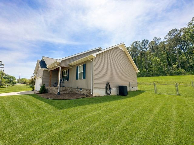2213 NE McCamish Road, Dalton, GA 30721