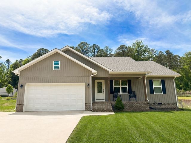 2213 NE McCamish Road, Dalton, GA 30721