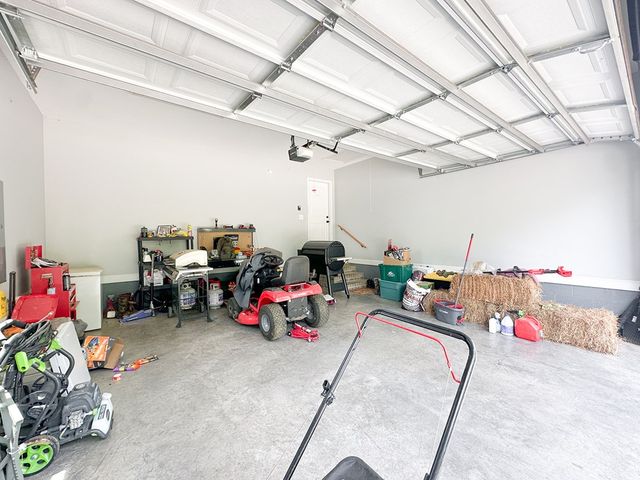 2213 NE McCamish Road, Dalton, GA 30721