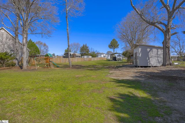 603 Pineland Meadows Road, Belton, SC 29627