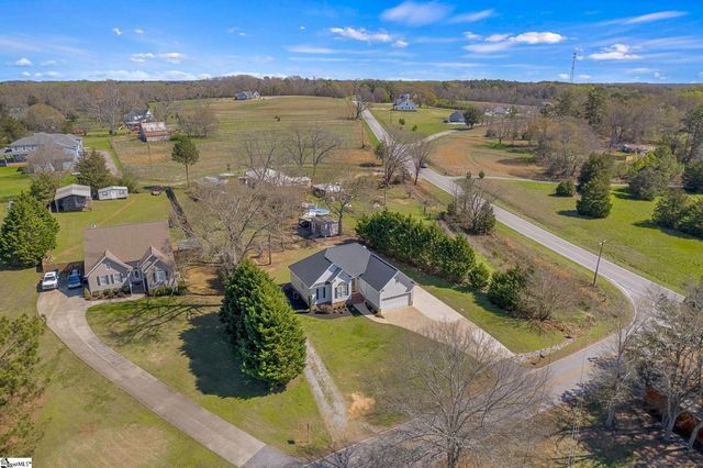 603 Pineland Meadows Road, Belton, SC 29627