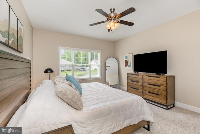 237 NICHOLSON DR, Colonial Beach, VA 22443