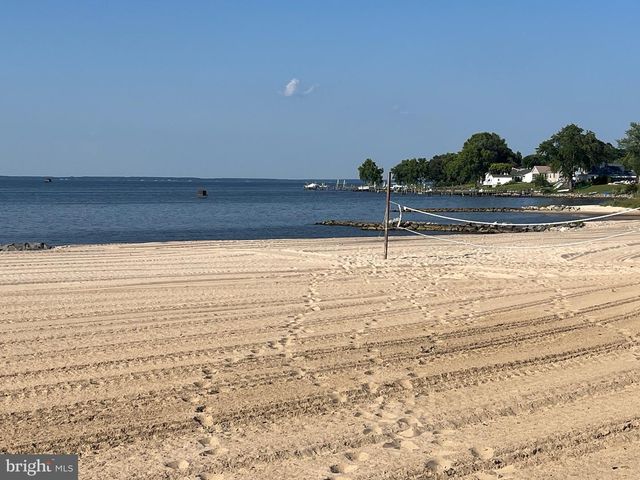 237 NICHOLSON DR, Colonial Beach, VA 22443