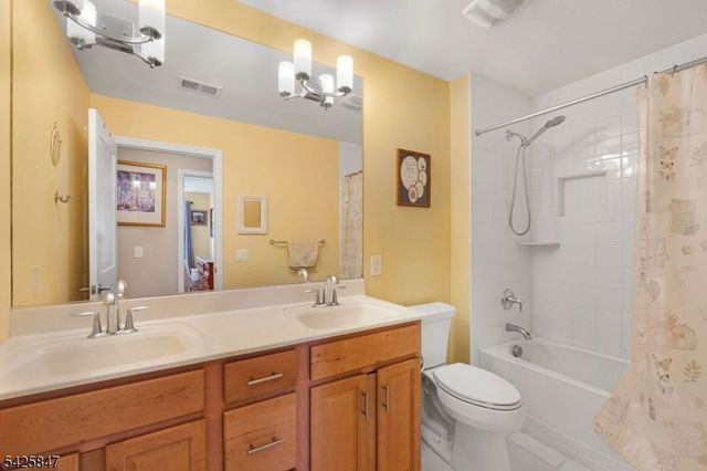 36 Lupine Ln, Allamuchy Twp., NJ 07840