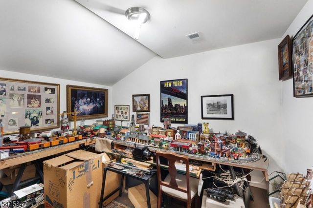 36 Lupine Ln, Allamuchy Twp., NJ 07840