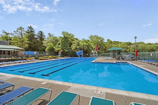 36 Lupine Ln, Allamuchy Twp., NJ 07840