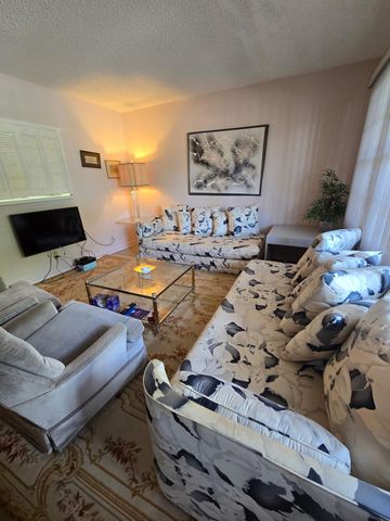 1010 Berkshire A, Deerfield Beach, FL 33442