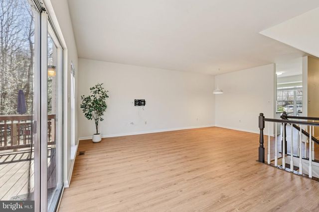 15729 LANSDALE PL, Dumfries, VA 22025