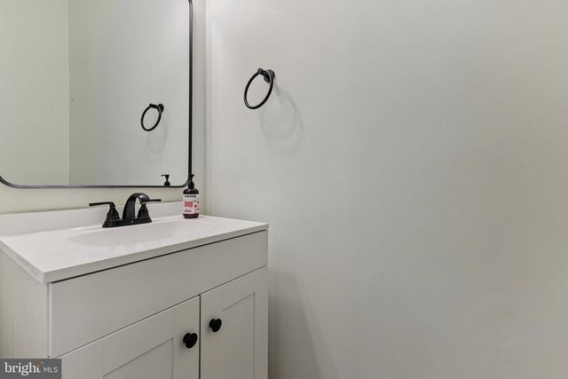 15729 LANSDALE PL, Dumfries, VA 22025