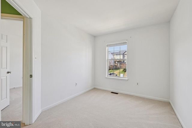 15729 LANSDALE PL, Dumfries, VA 22025