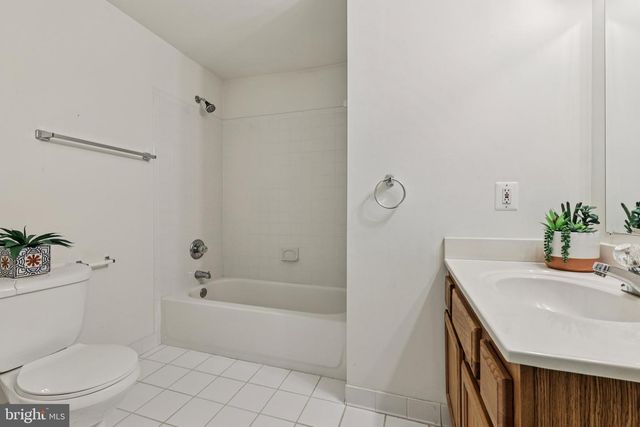 15729 LANSDALE PL, Dumfries, VA 22025