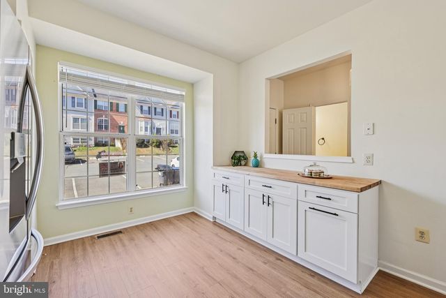 15729 LANSDALE PL, Dumfries, VA 22025