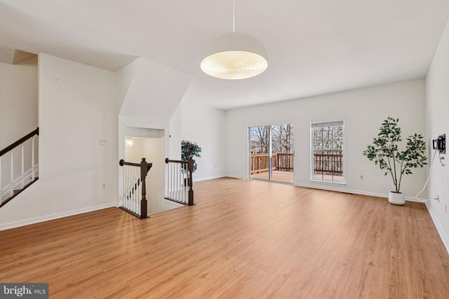 15729 LANSDALE PL, Dumfries, VA 22025