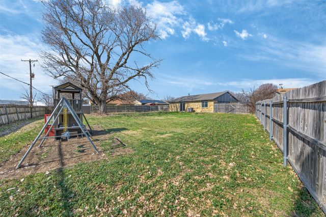 2308 Foxglen Court, Fort Worth, TX 76131