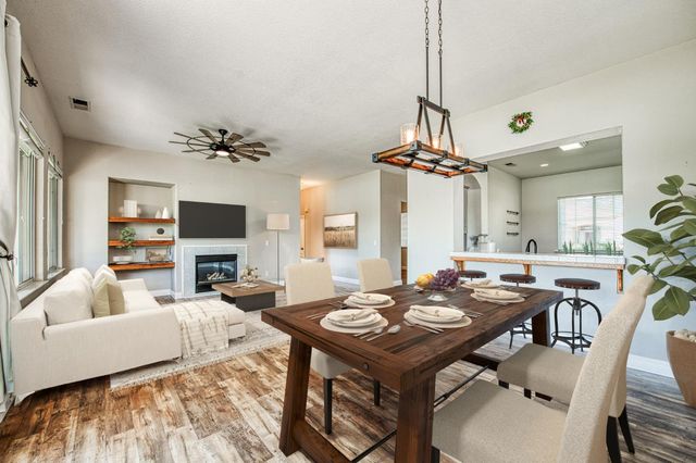 2381 E Christopher Drive, Fresno, CA 93720