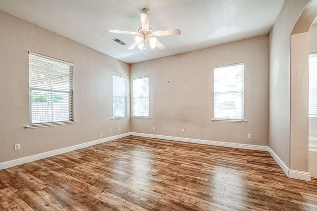 2381 E Christopher Drive, Fresno, CA 93720