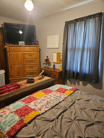 1006 E 5th Street, Mountain View, MO 65548