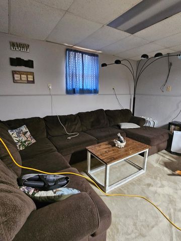 1006 E 5th Street, Mountain View, MO 65548