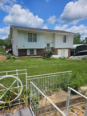 1006 E 5th Street, Mountain View, MO 65548