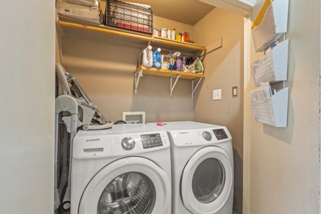 914 S Chatfield Street, Ennis, TX 75119