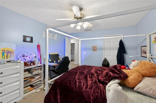 1062 Crown Landing Parkway, Mcdonough, GA 30252