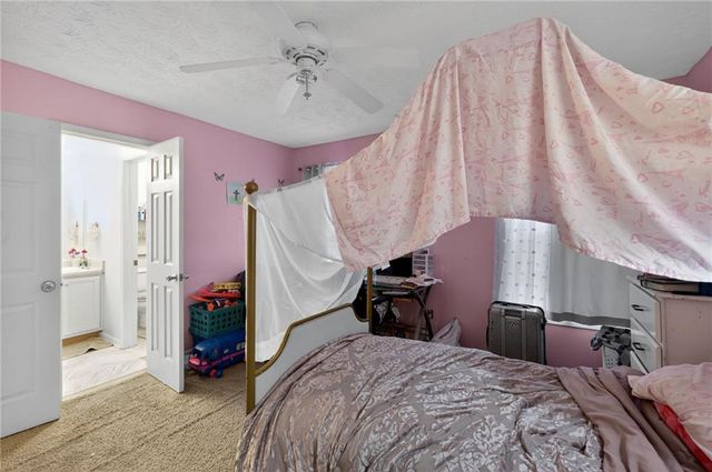 1062 Crown Landing Parkway, Mcdonough, GA 30252