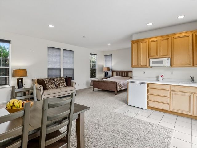 2166 2166 Shadow Ridge Way, San Jose, CA 95138