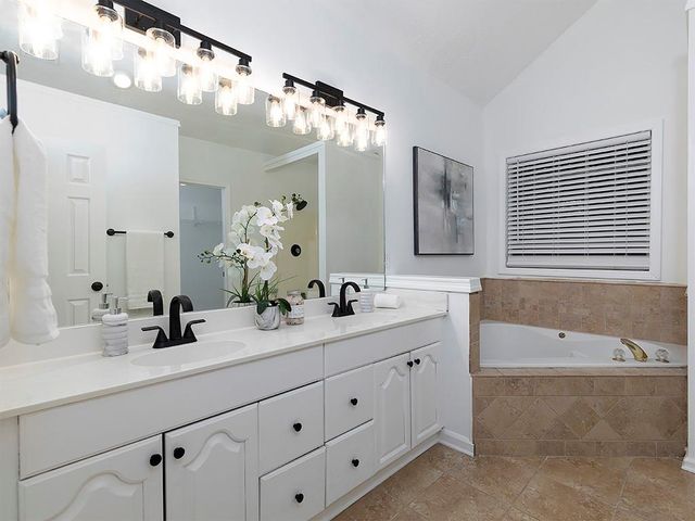 62 Smoak Field Rd, Griffin, GA 30223