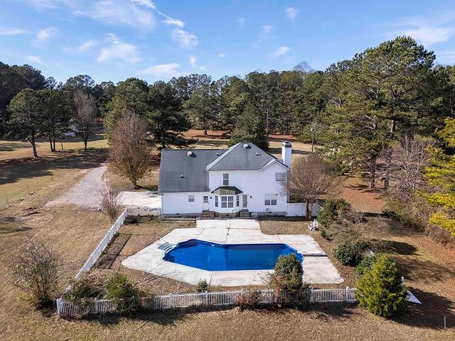 62 Smoak Field Rd, Griffin, GA 30223