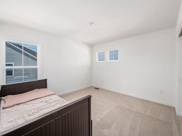 424 Broad Furrows Avenue, Delaware, OH 43015