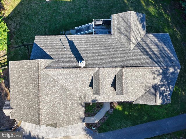 3310 HAWKS HILL LN, Keedysville, MD 21756