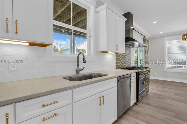 180 Mitchellville Rd, Hilton Head Island, SC 29926