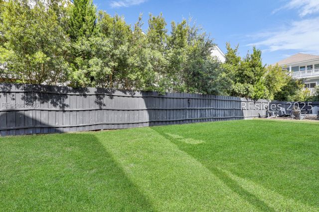 180 Mitchellville Rd, Hilton Head Island, SC 29926