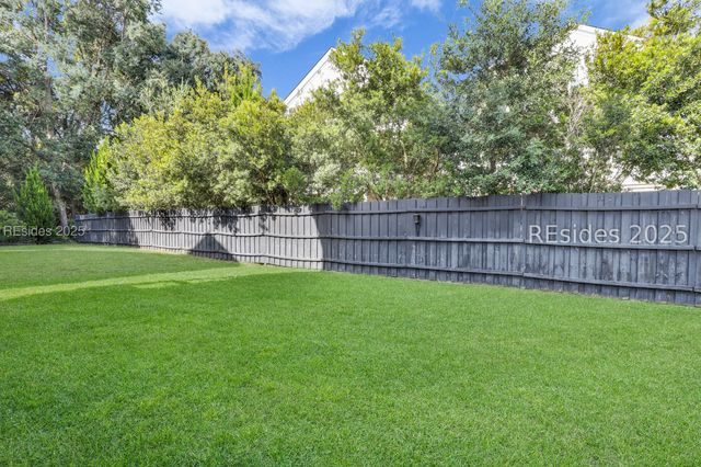 180 Mitchellville Rd, Hilton Head Island, SC 29926