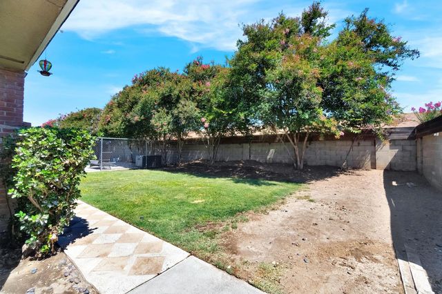 777 W Indianapolis Avenue, Clovis, CA 93612