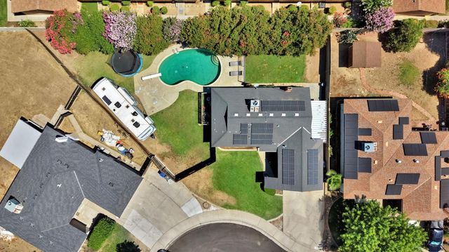 777 W Indianapolis Avenue, Clovis, CA 93612