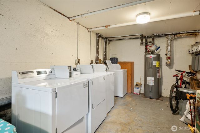 2014 SW 152nd Street, Burien, WA 98166