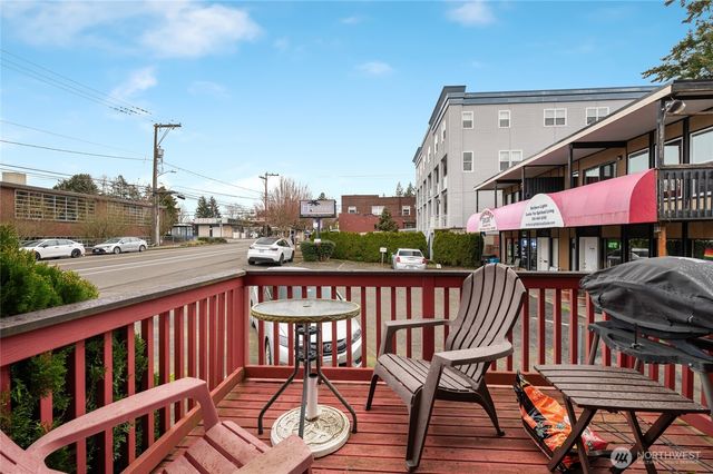 2014 SW 152nd Street, Burien, WA 98166