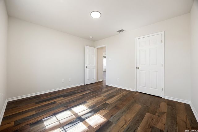 18181 Senior Rd, Von Ormy, TX 78073