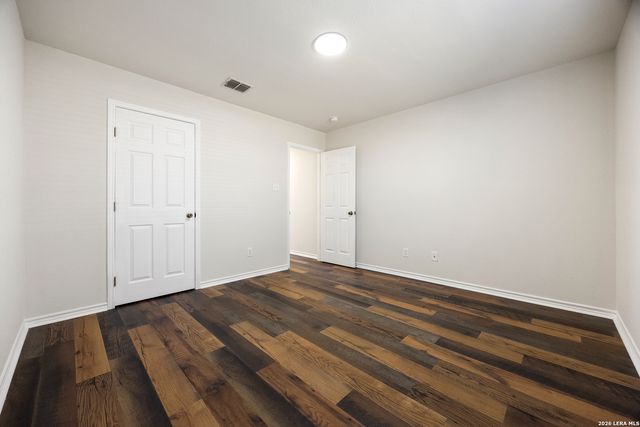 18181 Senior Rd, Von Ormy, TX 78073