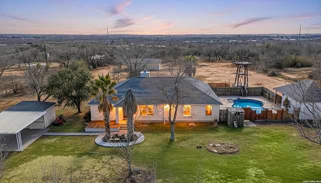 18181 Senior Rd, Von Ormy, TX 78073