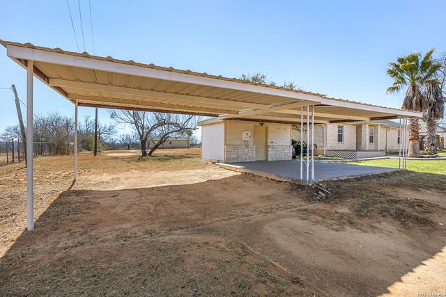 18181 Senior Rd, Von Ormy, TX 78073