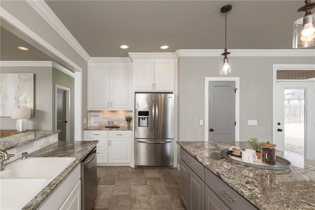 8100 Santa Clara Avenue, Springdale, AR 72762