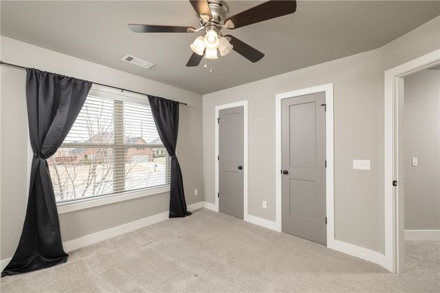 8100 Santa Clara Avenue, Springdale, AR 72762