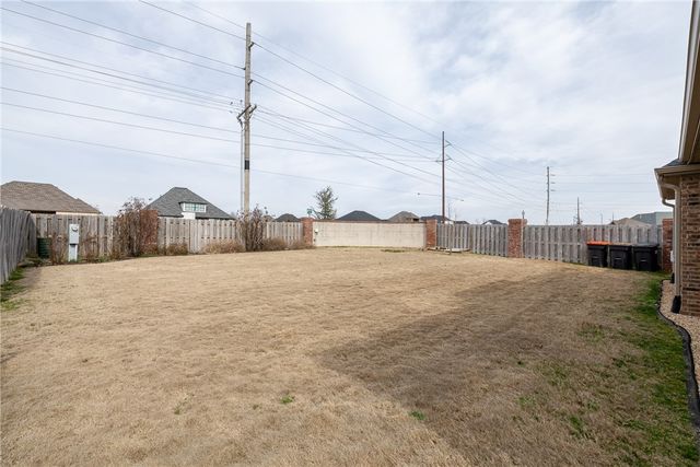 8100 Santa Clara Avenue, Springdale, AR 72762