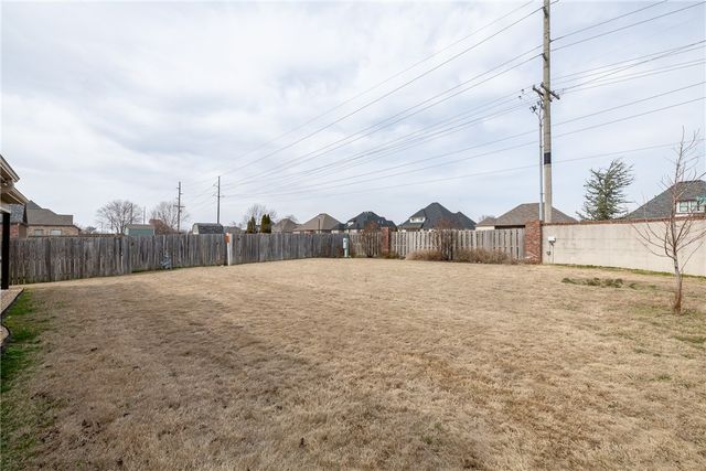 8100 Santa Clara Avenue, Springdale, AR 72762