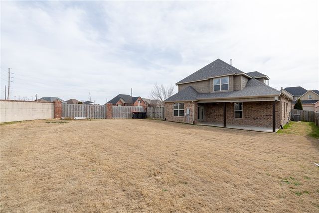 8100 Santa Clara Avenue, Springdale, AR 72762